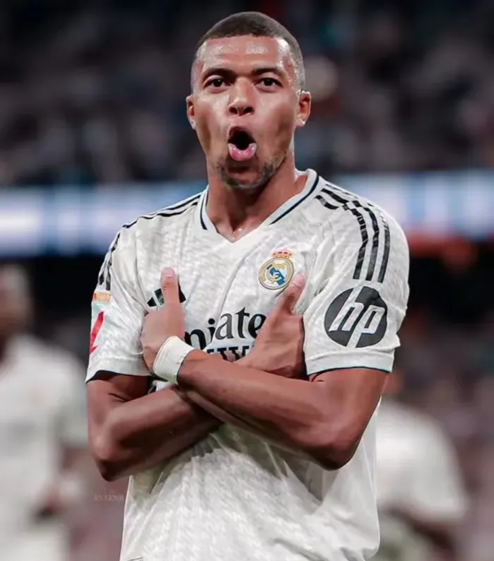 皇马巨星伤愈复出即破门，全场球迷沸腾，联系一直经营今年.