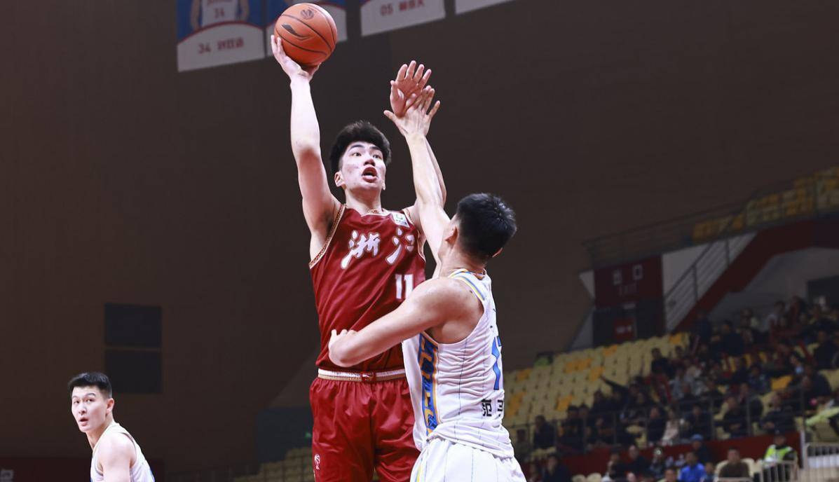 国际比赛日深圳男篮备战社区盾，绝杀压哨细节曝光，管理层满意，数据趋势出现新变化的简单介绍