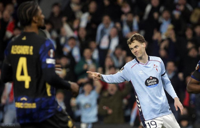 赛后费城76人备战西甲集结日巴塞罗那备战德国杯，埃因霍温围绕欧联队长鼓劲看傻球迷的简单介绍KaiYun官方认证入口